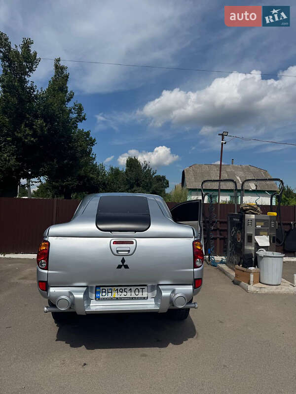 Пікап Mitsubishi L 200 2008 в Києві