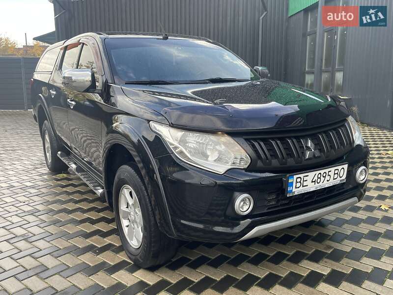 Mitsubishi L 200 2016