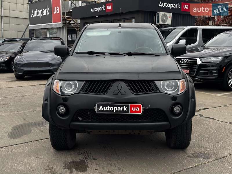 Пікап Mitsubishi L 200 2009 в Харкові фото 2 Пікап Mitsubishi L 200 2009 в Харкові