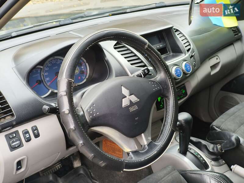 Пікап Mitsubishi L 200 2009 в Одесі фото 14 Пікап Mitsubishi L 200 2009 в Одесі