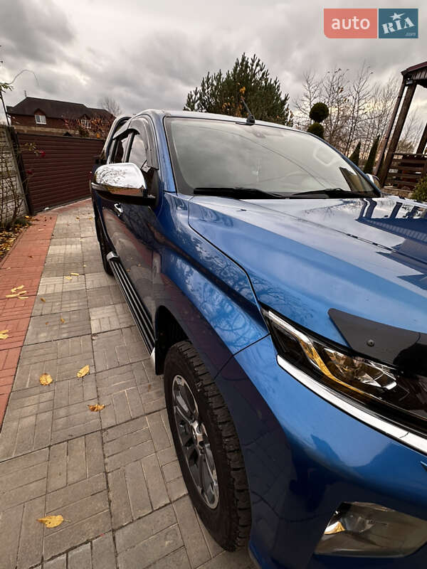 Пікап Mitsubishi L 200 2020 в Києві