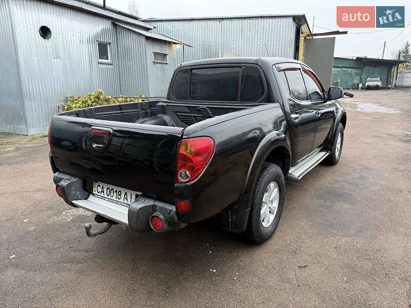 Пікап Mitsubishi L 200 2008 в Житомирі