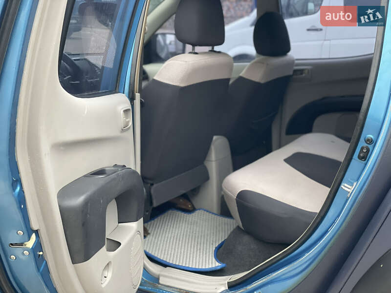 Пікап Mitsubishi L 200 2008 в Житомирі