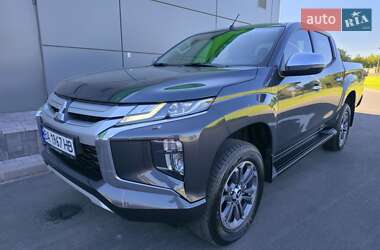 Пикап Mitsubishi L 200 2024 в Киеве