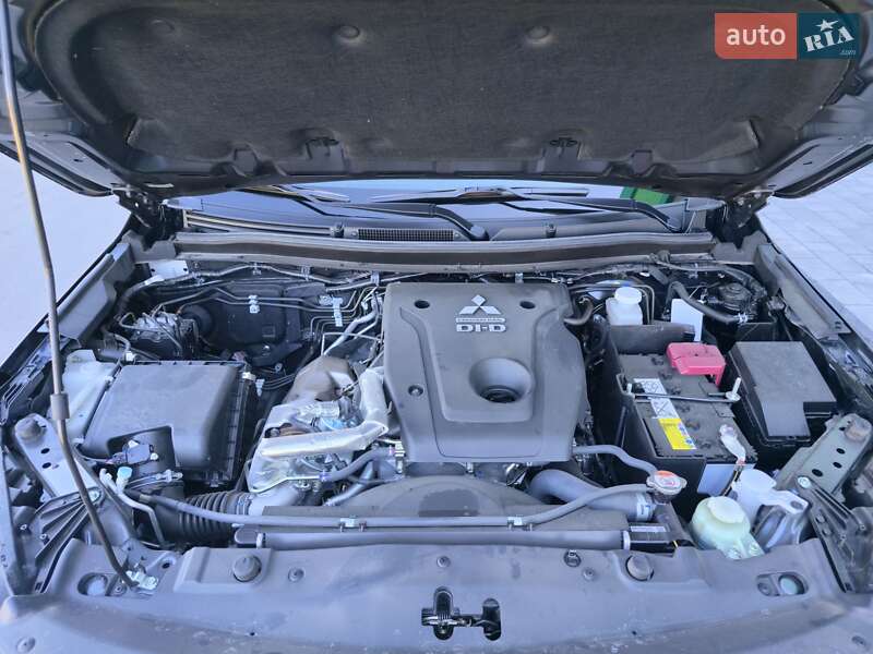 Пікап Mitsubishi L 200 2024 в Олександрії фото 41 Пікап Mitsubishi L 200 2024 в Олександрії