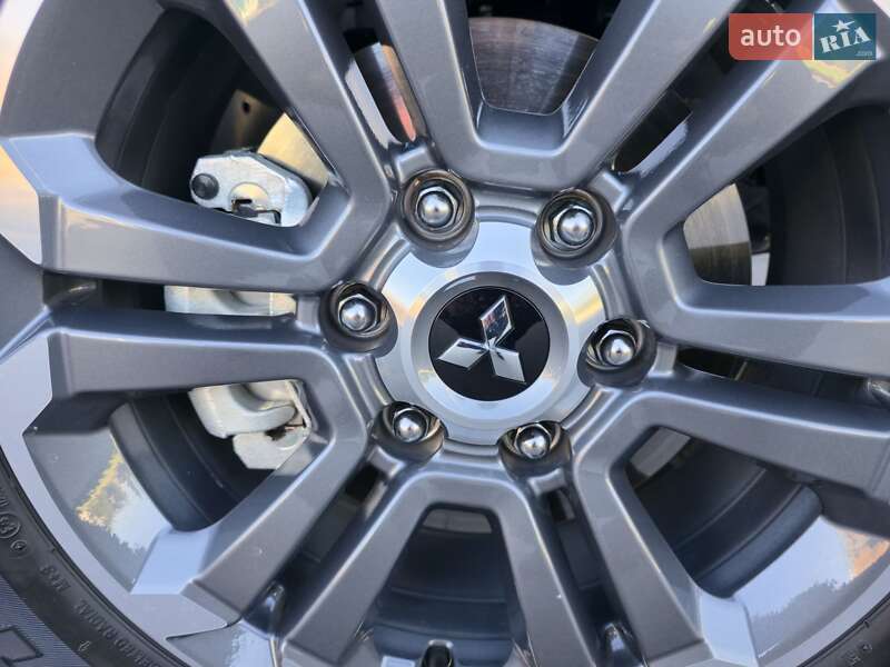 Пікап Mitsubishi L 200 2024 в Олександрії фото 46 Пікап Mitsubishi L 200 2024 в Олександрії