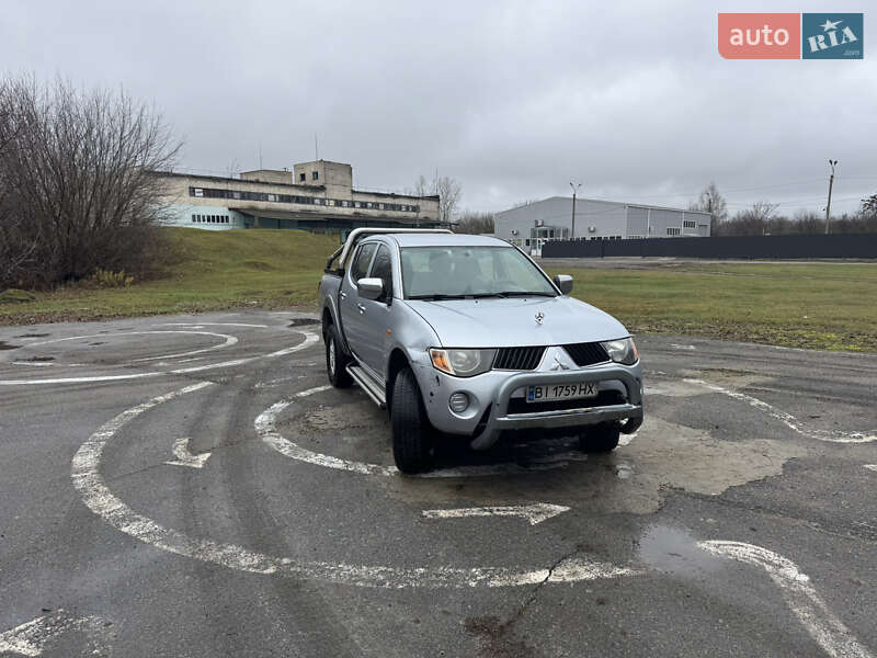 Пикап Mitsubishi L 200 2007 в Конотопе фото 6 Пикап Mitsubishi L 200 2007 в Конотопе