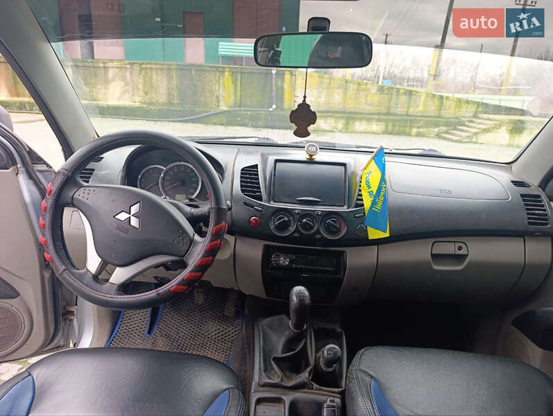 Пікап Mitsubishi L 200 2013 в Броварах фото 7 Пікап Mitsubishi L 200 2013 в Броварах