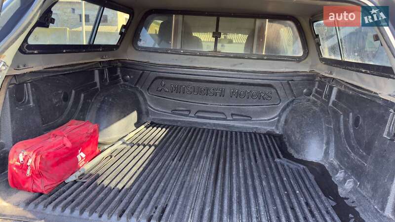 Пікап Mitsubishi L 200 2008 в Білгороді-Дністровському