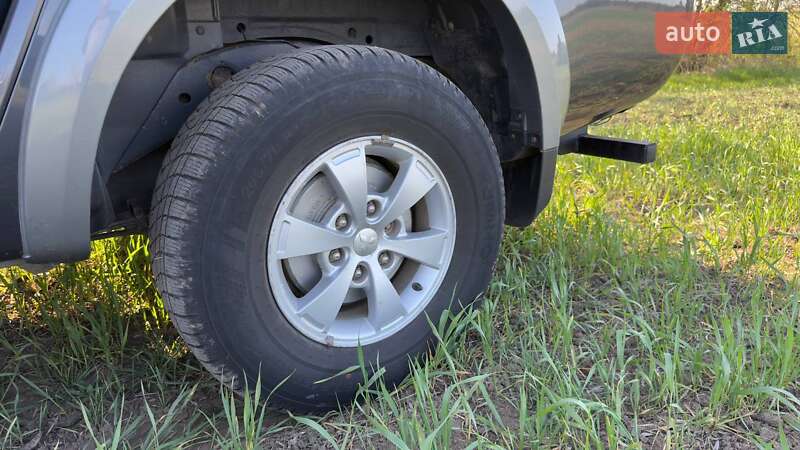 Пікап Mitsubishi L 200 2008 в Білгороді-Дністровському