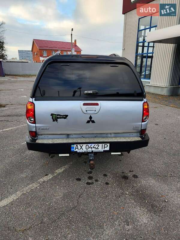 Пикап Mitsubishi L 200 2011 в Харькове