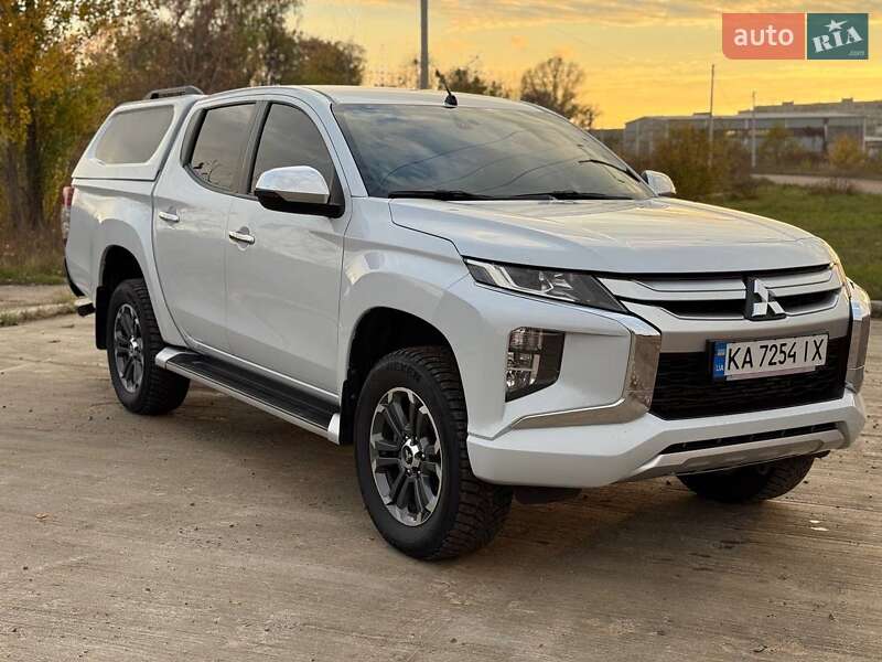 Mitsubishi L 200 2021