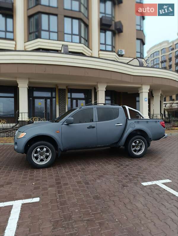 Пікап Mitsubishi L 200 2007 в Києві