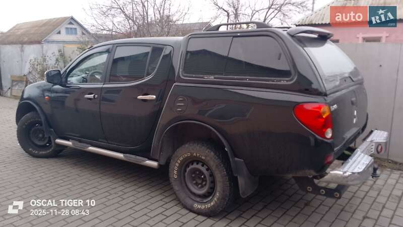 Пикап Mitsubishi L 200 2007 в Черкассах фото 2 Пикап Mitsubishi L 200 2007 в Черкассах