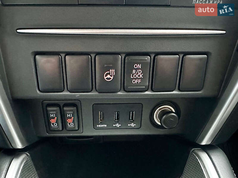 Пікап Mitsubishi L 200 2019 в Дніпрі