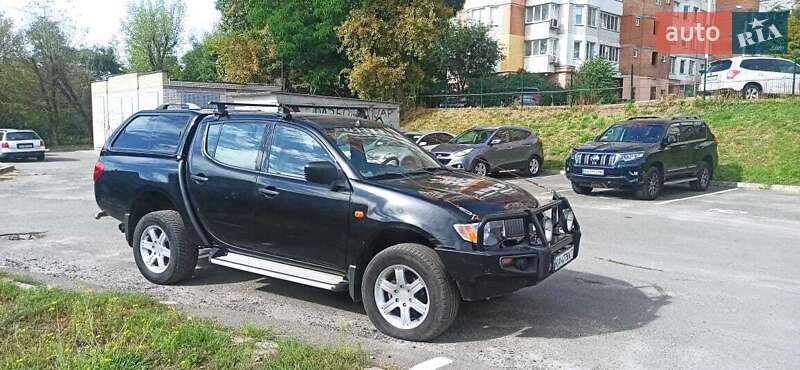 Пікап Mitsubishi L 200 2008 в Києві фото 6 Пікап Mitsubishi L 200 2008 в Києві