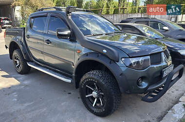 Пикап Mitsubishi L 200 2007 в Чернигове