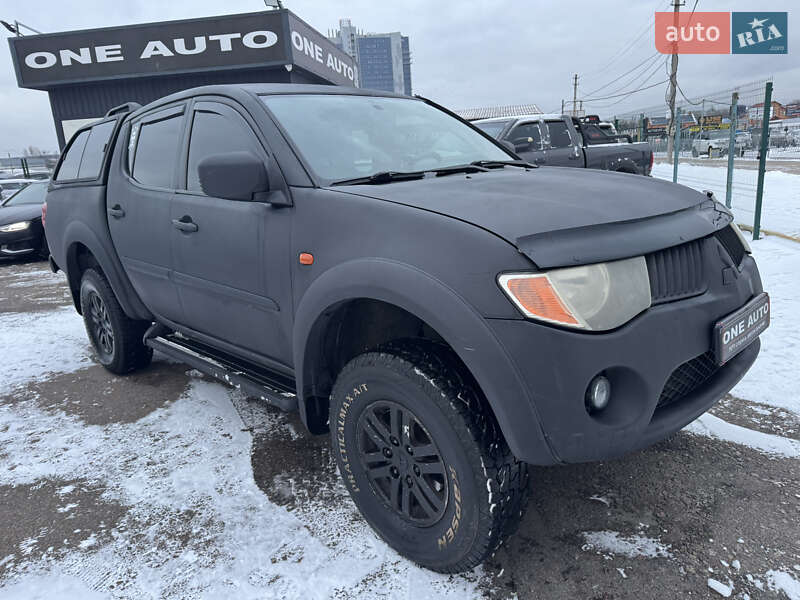 Пикап Mitsubishi L 200 2007 в Киеве