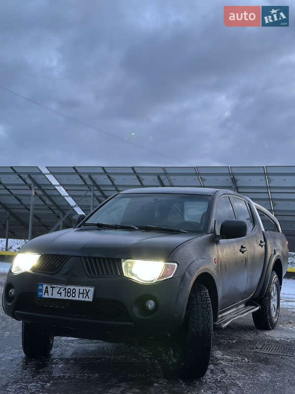 Пикап Mitsubishi L 200 2008 в Голованевске