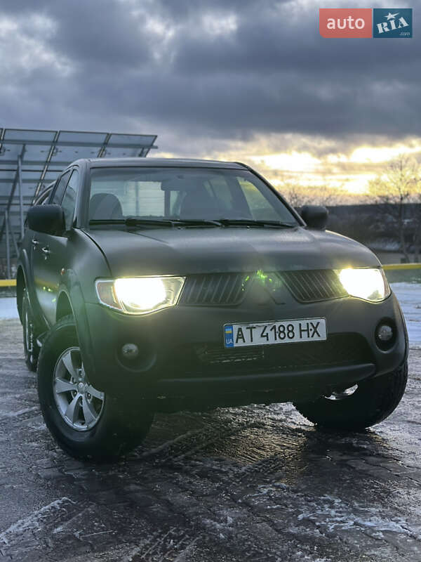 Пикап Mitsubishi L 200 2008 в Голованевске