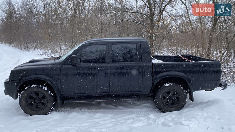 Пікап Mitsubishi L 200 2005 в Слов'янську