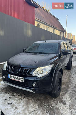Пікап Mitsubishi L 200 2016 в Львові