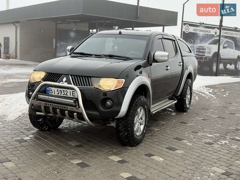Пикап Mitsubishi L 200 2008 в Виннице