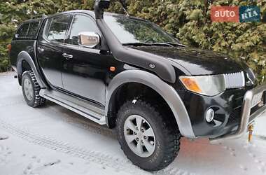 Пікап Mitsubishi L 200 1977 в Житомирі