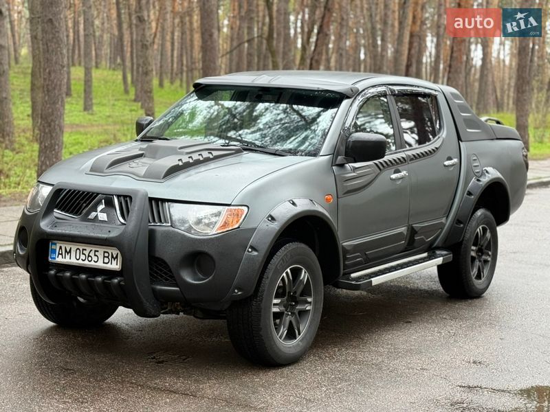 Mitsubishi L 200 2008