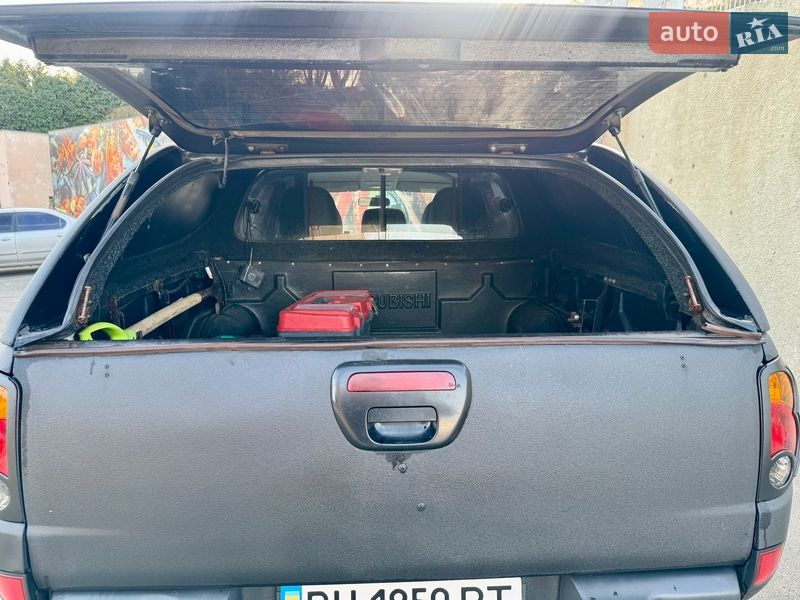 Пикап Mitsubishi L 200 2011 в Одессе