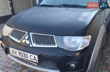 Пикап Mitsubishi L 200 2011 в Харькове