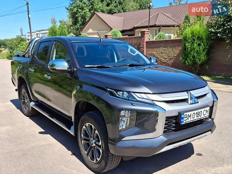 Mitsubishi L 200 2021