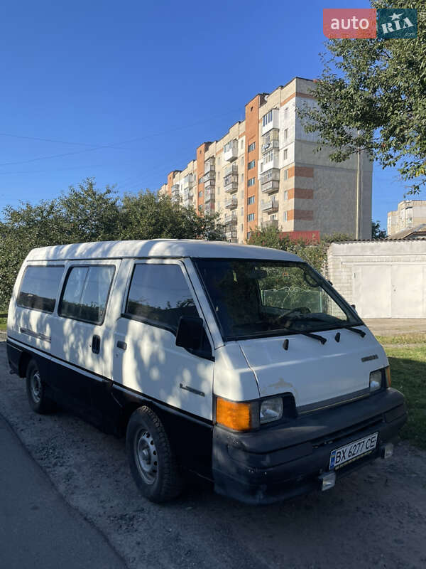 Mitsubishi L 300 1988
