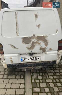 Вантажопасажирський фургон Mitsubishi L 300 1992 в 