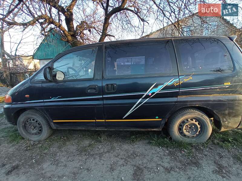 Mitsubishi L 300 1995