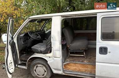 Мінівен Mitsubishi L 300 1995 в 