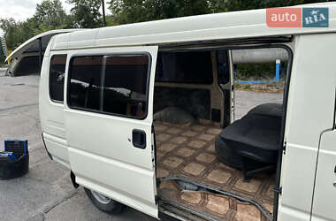 Мінівен Mitsubishi L 300 1993 в 