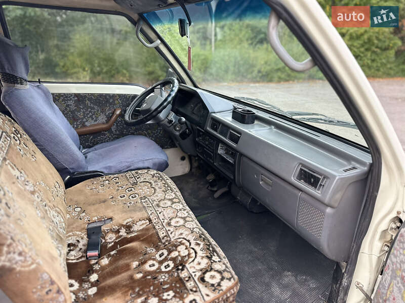 Мінівен Mitsubishi L 300 1993 в Жмеринці
