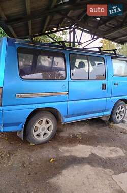 Мінівен Mitsubishi L 300 1988 в 