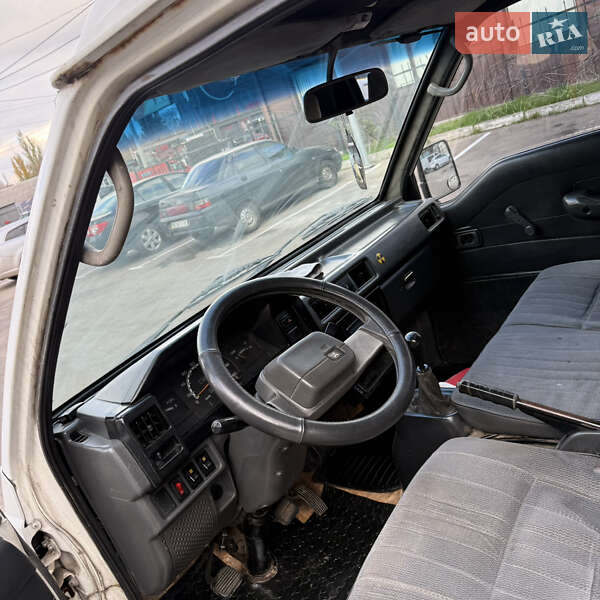 Минивэн Mitsubishi L 300 1995 в Одессе фото 12 Минивэн Mitsubishi L 300 1995 в Одессе