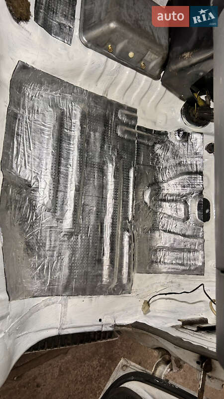 Грузовой фургон Mitsubishi L 300 1999 в Киеве фото 17 Грузовой фургон Mitsubishi L 300 1999 в Киеве