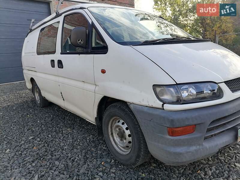 Минивэн Mitsubishi L 400 1999 в Камне-Каширском