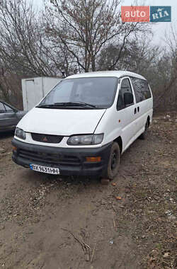 Минивэн Mitsubishi L 400 1999 в 