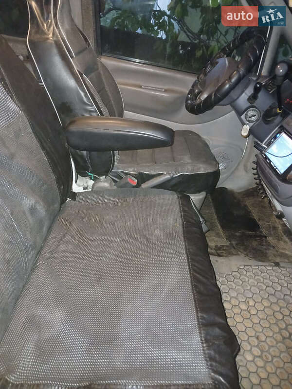 Мінівен Mitsubishi L 400 1999 в Вознесенську фото 14 Мінівен Mitsubishi L 400 1999 в Вознесенську