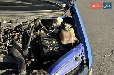 Грузовой фургон Mitsubishi L 400 2000 в 