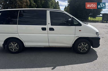 Минивэн Mitsubishi L 400 2000 в 