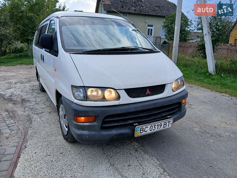 Mitsubishi L 400 1999