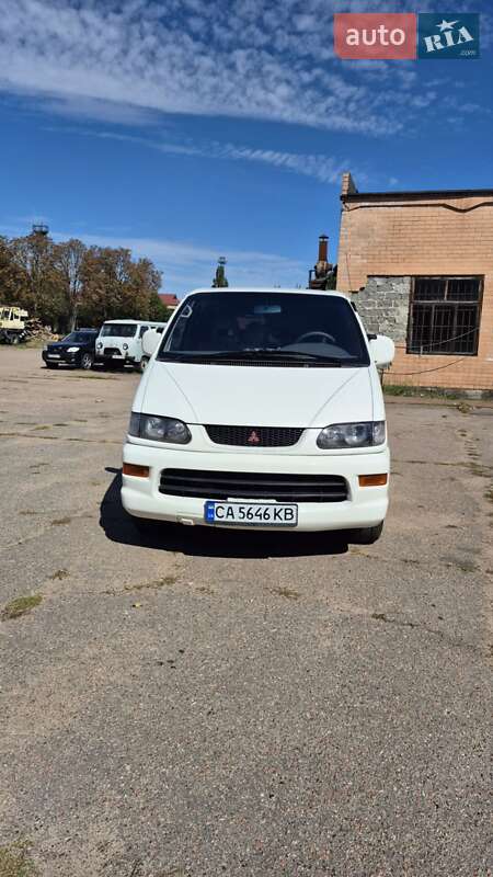 Mitsubishi L 400 1999