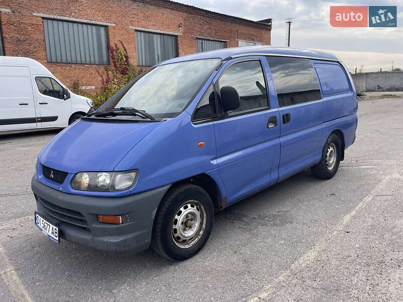 Минивэн Mitsubishi L 400 2002 в 