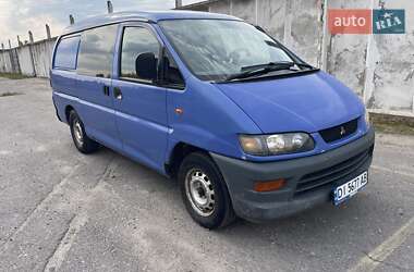 Минивэн Mitsubishi L 400 2002 в 